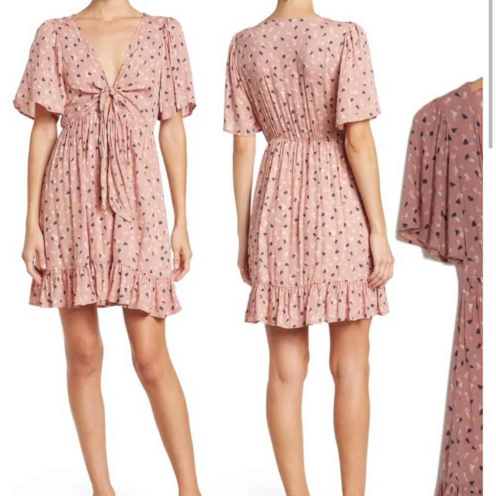NWOT Lush Nordstrom Flutter Sleeve Flounce Mini Dress